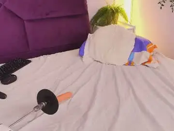 Chaturbate Adult Webcam of sirenyrouss