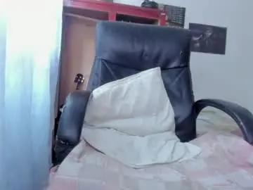 Chaturbate Live Sex Cam of marllena