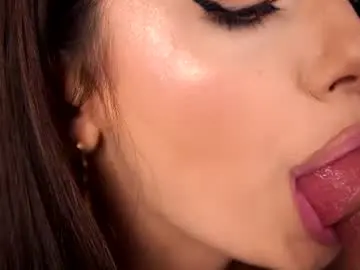 Chaturbate Adult Video Chat of aishabee