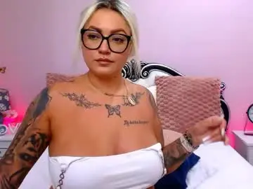 Chaturbate Adult Webcams of foxyclarisee