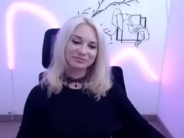 Chaturbate Nude Webcam of moonsusanna