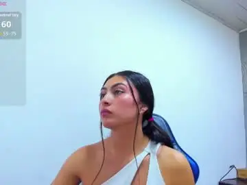 Chaturbate Best live sex cam show of angell_cooper8