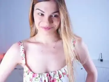 Chaturbate Best live sex cam show of mackenziemejias