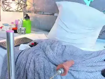 Chaturbate Live Porn of slut_milf_