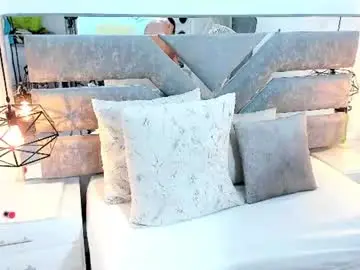 Chaturbate Best live sex cam show of slut_milf_