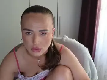 Chaturbate Live Sex Cam of beyoncedoll