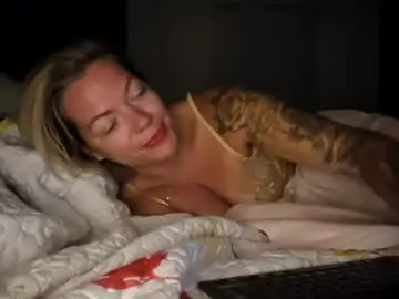 Chaturbate Adult Webcam of yogimilflover