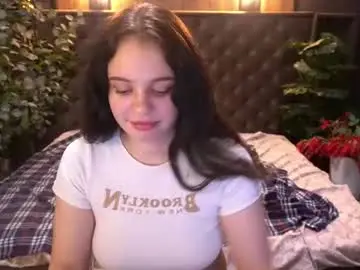 Chaturbate Watch Live Sex Cams of snowwhite_bella