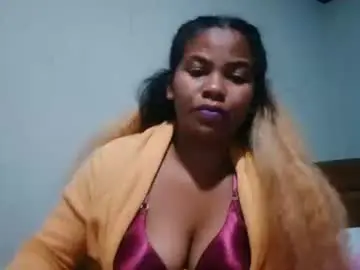 Chaturbate Live Sex Cam of luniah