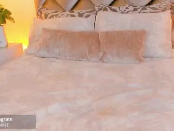 Chaturbate Adult Video Chat of malaia_hills