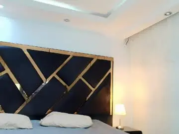 Chaturbate Live Sex Cam of camiila_osorio