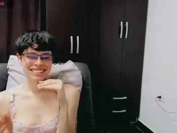 Chaturbate Live Porn of melissa_and_dany