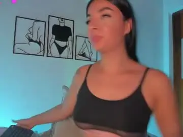 Chaturbate Live Sex Cam of aylinz