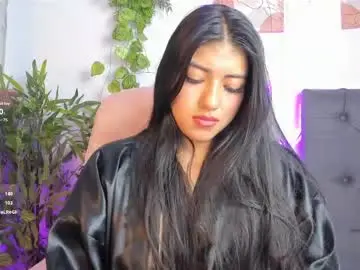 Chaturbate Live Sex Cam of quiinn__bx