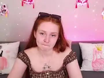 Chaturbate Best live sex cam show of evarey_