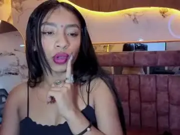 Chaturbate Sex Chat of adarasuri_v