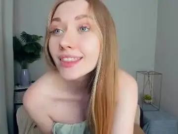 Chaturbate Best live sex cam show of laviniahoutz