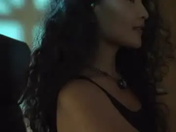 Chaturbate Live Porn of mercedesss_8