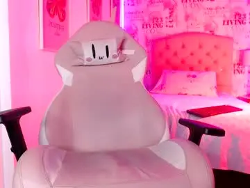 Chaturbate Watch Live Sex Cams of saara_martin