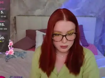 Chaturbate Live Sex Cam of lucyhornydoll