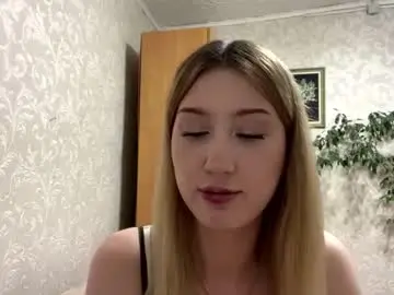 Chaturbate Live Sex Cam of maudiesikes