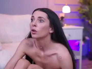 Chaturbate Adult Webcams of ellylynne