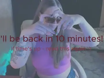 Chaturbate Live Sex Cam of alice_dreamgirl_
