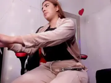 Chaturbate Best live sex cam show of angel_hardy_dl