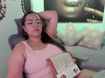 Chaturbate Nude Webcam of marianalopez81