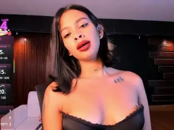 Chaturbate Adult Video Chat of saracorraless