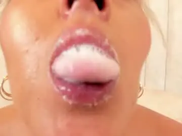 Chaturbate Adult Webcam of im_maiyn_jung