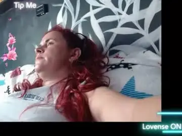 Chaturbate Live Sex Cam of xtheya_me
