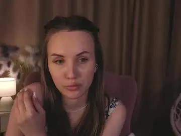 Chaturbate Live Sex Cam of zlata__fox