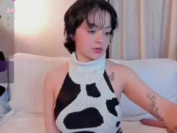 Chaturbate Nude Webcam of lexirouge__