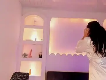 Chaturbate Live Sex of holy_lux22