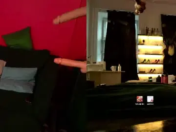 Chaturbate Live Sex Cam of skarlett_ex