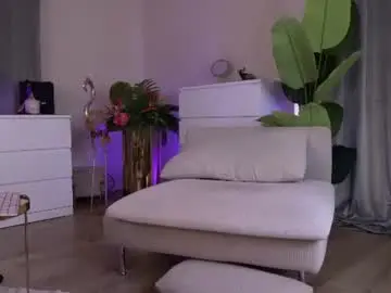 Chaturbate Watch Live Sex Cams of tinydoll_xo
