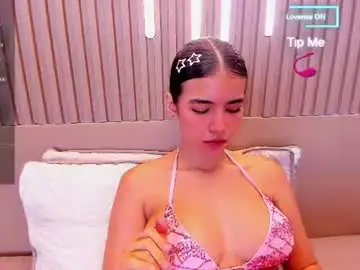 Chaturbate Live Porn of emma_doll7