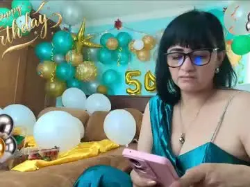 Chaturbate Live Sex of isabeel_sofia01