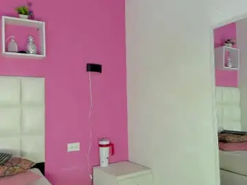 Chaturbate Live Sex Cam of alanna_hot3