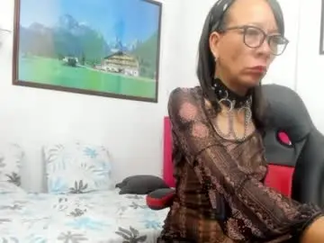 Chaturbate Live Sex Cam of daniela_xue