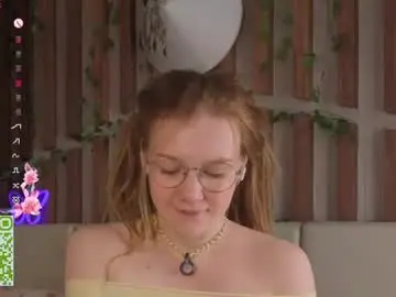 Chaturbate Sex Cam of lyra_thenymph