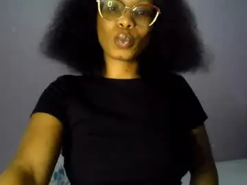 Chaturbate Live Porn of lola_coco