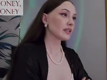Chaturbate Free Porn Cam of sirenaswhisper