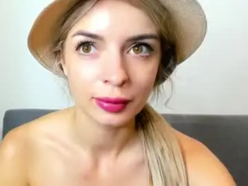 Chaturbate Live Porn of ellen_flow