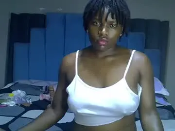 Chaturbate Live Sex Cam of melanin_moon