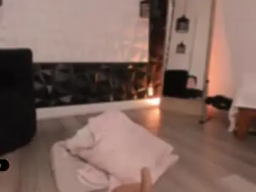 Chaturbate Live Sex Cam of nickky__
