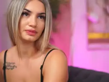 Chaturbate Adult Webcam of tiaraveil