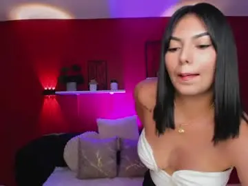 Chaturbate Free Live Porn of emmamoretti_