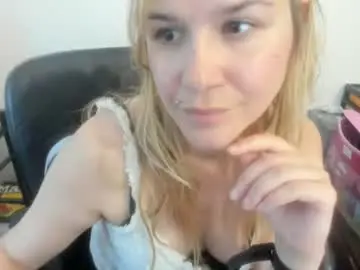 Chaturbate Nude Webcam of artsyandcraftsy_